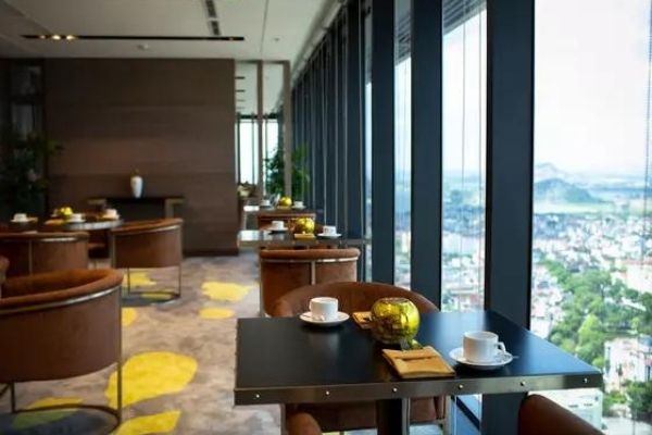 Panoramic Lounge Tại Vinpearl Hotel Thanh Hoá